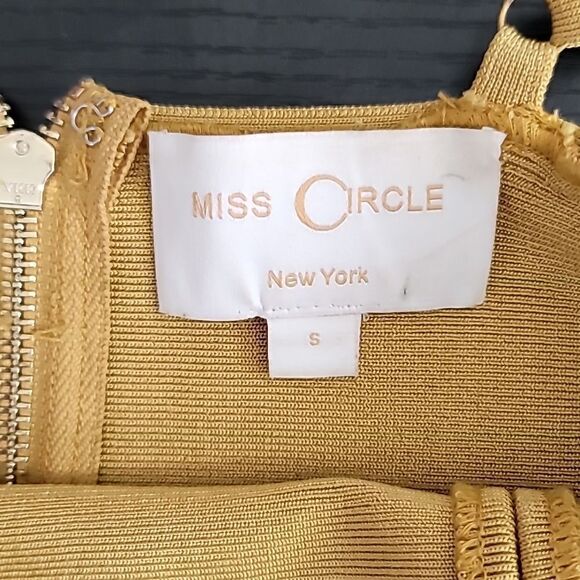 Miss Circle Mermaid Bandage Dress Spaghetti Strap Back Zipper Body Con. - Picture 9 of 12